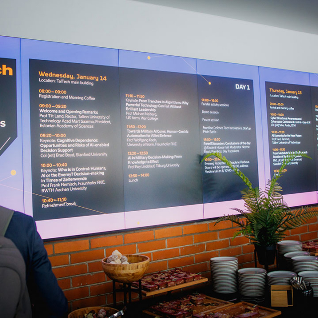 Military Decision Making in the Era of New Technologies